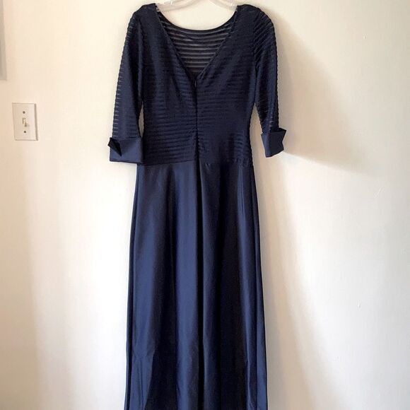 JS Collection navy evening gown - Picture 6 of 8